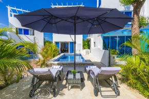 Relaxing 3-Bedroom Villa with Pool & Rooftop Jacuzzi in a Secluded Setting